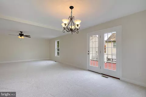 Living - 684 213th St, Pasadena, MD 21122 photo 8 of 9