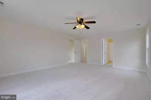 Bedroom - 684 213th St, Pasadena, MD 21122 photo 5 of 6