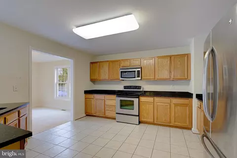 Kitchen - 684 213th St, Pasadena, MD 21122 photo 1 of 2