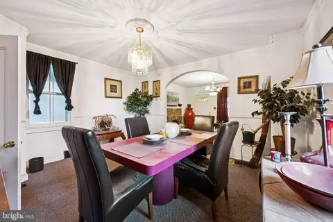 Dining - 307 Key Ave, Baltimore, MD 21225 photo 2 of 3