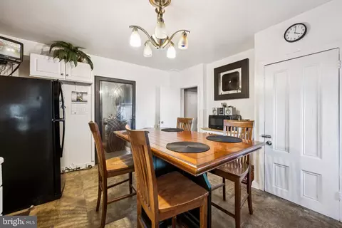 Dining - 307 Key Ave, Baltimore, MD 21225 photo 1 of 3