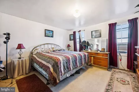 Bedroom - 307 Key Ave, Baltimore, MD 21225 photo 2 of 2