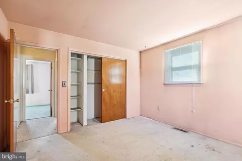 Bedroom - 7518 Harmans Rd, Harmans, MD 21077 photo 3 of 8