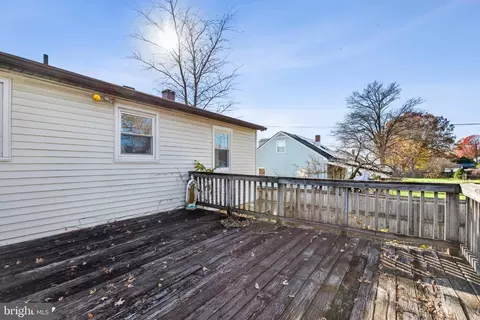 Exterior - 7518 Harmans Rd, Harmans, MD 21077 photo 3 of 8