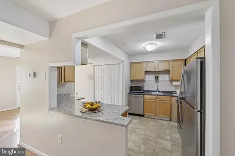 Kitchen - 795 Match Point Dr, Arnold, MD 21012 photo 3 of 3