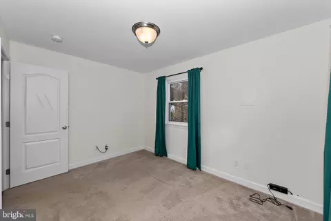 Bedroom - 115 Valley View Ave, Edgewater, MD 21037 photo 7 of 8