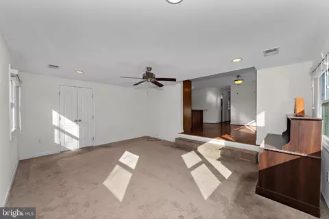 Living - 115 Valley View Ave, Edgewater, MD 21037 photo 7 of 8