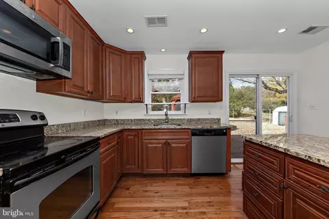 Kitchen - 115 Valley View Ave, Edgewater, MD 21037 photo 5 of 5