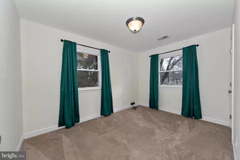 Bedroom - 115 Valley View Ave, Edgewater, MD 21037 photo 6 of 8