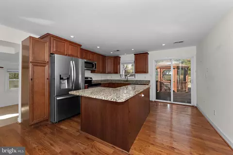 Kitchen - 115 Valley View Ave, Edgewater, MD 21037 photo 1 of 5