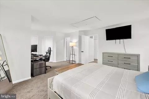 8080 Pendragon Way, Pasadena, MD 21122 photo 30