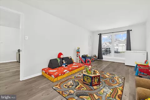 8080 Pendragon Way, Pasadena, MD 21122 photo 22