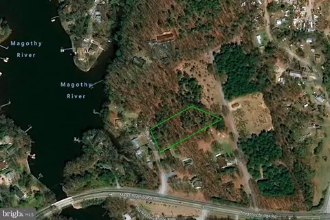 5 Gene Ave, Pasadena, MD 21122