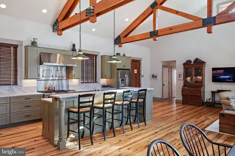Kitchen - 397 Forelands Rd, Annapolis, MD 21401 photo 7 of 9