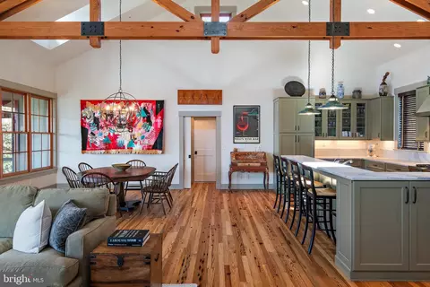 Dining - 397 Forelands Rd, Annapolis, MD 21401 photo 5 of 5