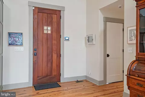 Entry Way - 397 Forelands Rd, Annapolis, MD 21401 photo 1 of 1