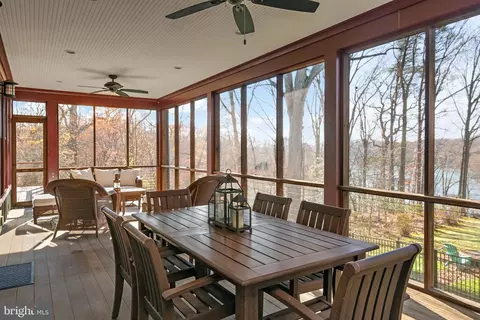 Exterior - 397 Forelands Rd, Annapolis, MD 21401 photo 12 of 23