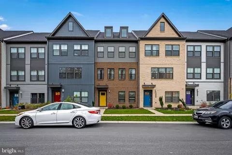 7206 Sprouse Ct, Glen Burnie, MD 21060