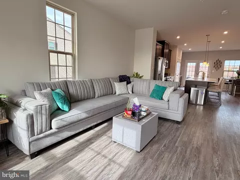 Living - 7836 Mine Run Rd, Hanover, MD 21076 photo 3 of 3