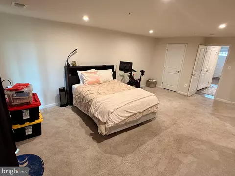Bedroom - 7836 Mine Run Rd, Hanover, MD 21076 photo 12 of 13