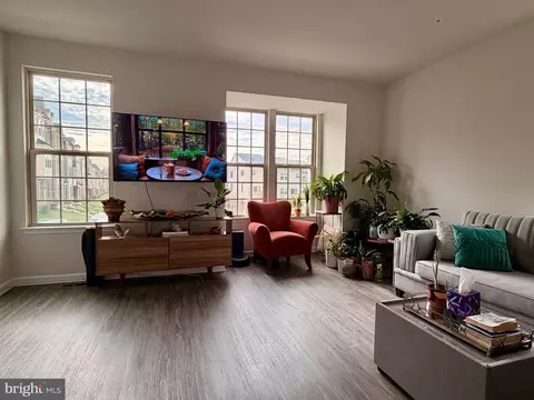 Living - 7836 Mine Run Rd, Hanover, MD 21076 photo 2 of 3