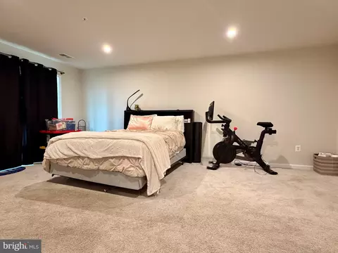 Bedroom - 7836 Mine Run Rd, Hanover, MD 21076 photo 13 of 13