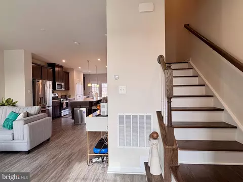 Entry Way - 7836 Mine Run Rd, Hanover, MD 21076 photo 8 of 13