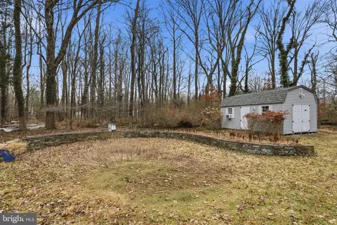 Exterior - 5931 Tyler Rd, Deale, MD 20751 photo 4 of 9