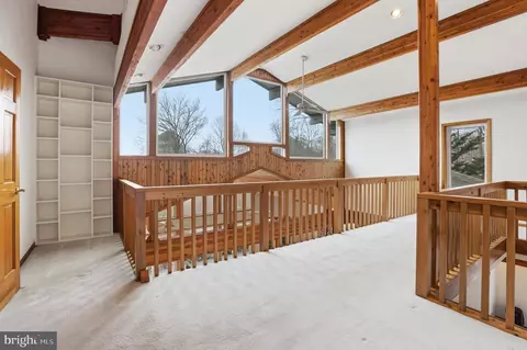 Entry Way - 5931 Tyler Rd, Deale, MD 20751 photo 4 of 7