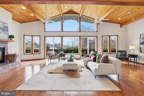 Living - 5931 Tyler Rd, Deale, MD 20751 photo 2 of 4