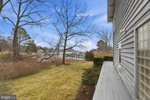 Exterior - 5931 Tyler Rd, Deale, MD 20751 photo 9 of 9