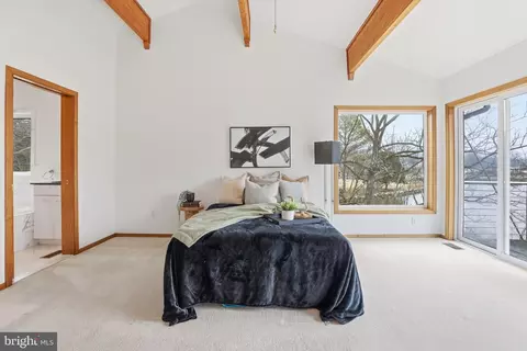 Bedroom - 5931 Tyler Rd, Deale, MD 20751 photo 6 of 9