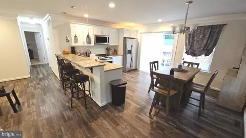 809 Duvall Hwy, Pasadena, MD 21122 photo 9