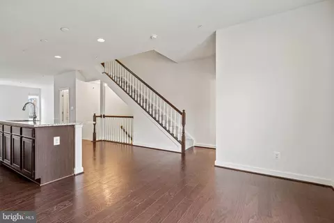 311 Black Sky Ln, Pasadena, MD 21122 photo 10