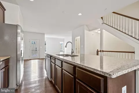 311 Black Sky Ln, Pasadena, MD 21122 photo 5