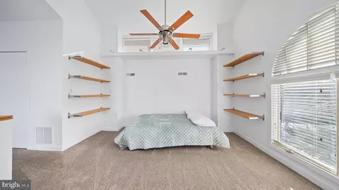 Bedroom - 2106 Chesapeake Harbour Dr #202, Annapolis, MD 21403 photo 2 of 2