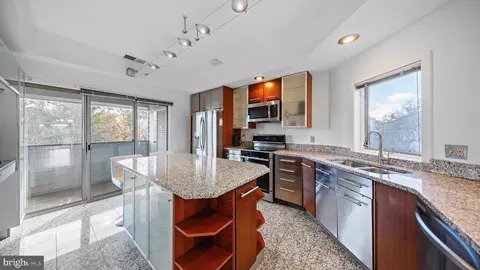 Kitchen - 2106 Chesapeake Harbour Dr #202, Annapolis, MD 21403 photo 1 of 6