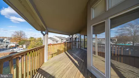 Exterior - 2106 Chesapeake Harbour Dr #202, Annapolis, MD 21403 photo 1 of 4