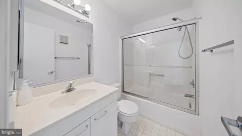 Other - 2106 Chesapeake Harbour Dr #202, Annapolis, MD 21403 photo 4 of 19
