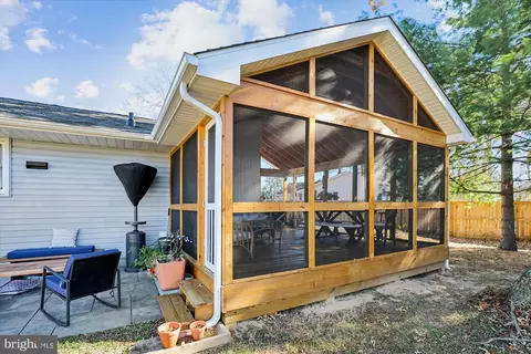 Exterior - 3064 Centre Rd, Riva, MD 21140 photo 3 of 11