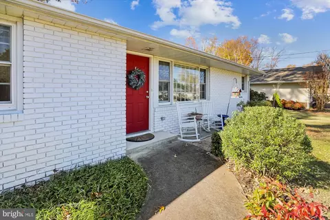 Exterior - 3064 Centre Rd, Riva, MD 21140 photo 4 of 11