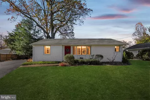 Exterior - 3064 Centre Rd, Riva, MD 21140 photo 9 of 11