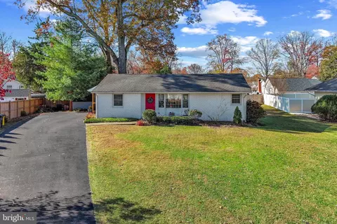 3064 Centre Rd, Riva, MD 21140