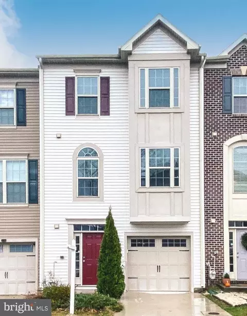 646 Shore Forest Dr, Glen Burnie, MD 21060