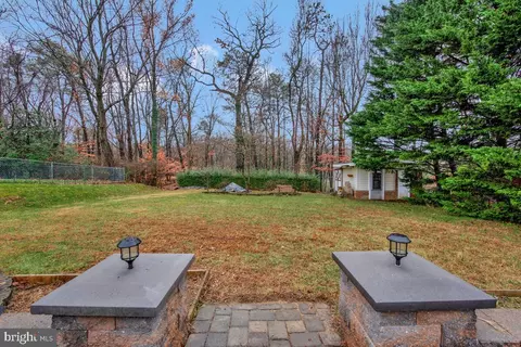 Exterior - 1237 Queen Anne Ave, Odenton, MD 21113 photo 6 of 8