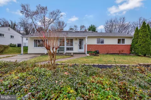 1237 Queen Anne Ave, Odenton, MD 21113