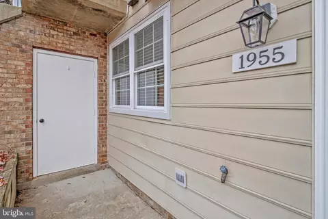 Exterior - 1955 Pawlet Dr, Crofton, MD 21114 photo 2 of 6