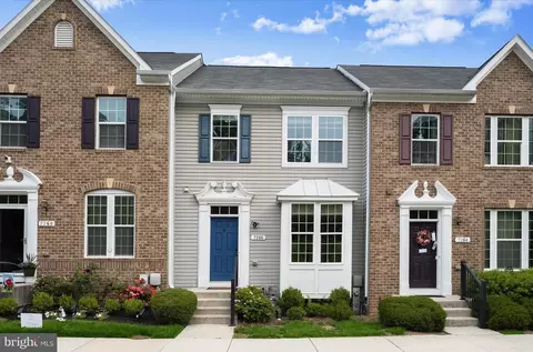 7266 Dorchester Woods Ln, Hanover, MD 21076