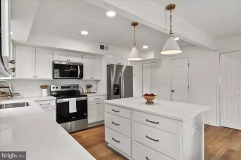 Kitchen - 1705 Millstone Dr, Edgewater, MD 21037 photo 2 of 7