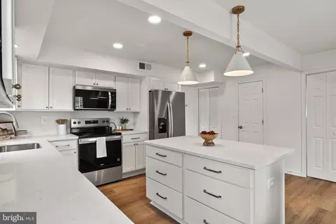 Kitchen - 1705 Millstone Dr, Edgewater, MD 21037 photo 5 of 7